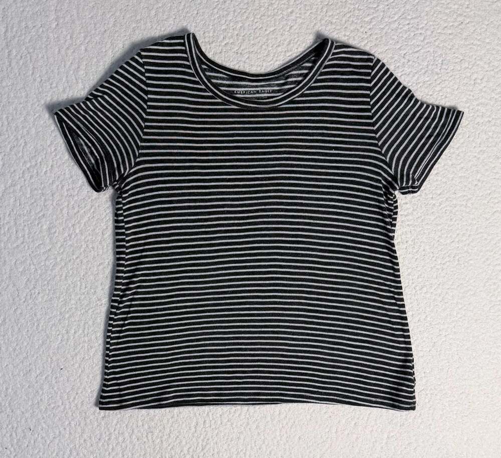 American Eagle Women's Black and White Striped Short Sleeve Crew Neck T-Shirt
